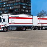 Lastwagen und Normalanhänger